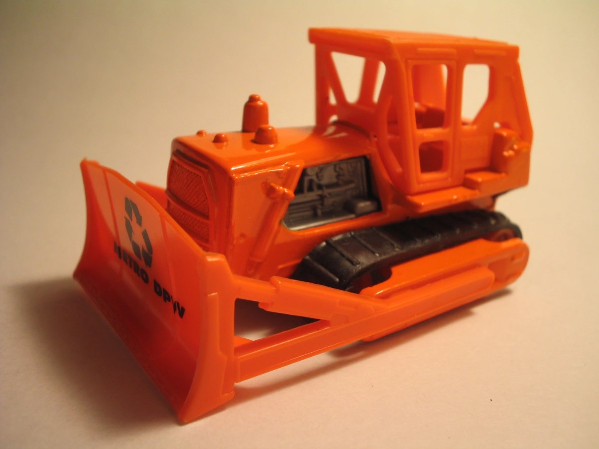 Hot Wheels Caterpillar D9 Tractor