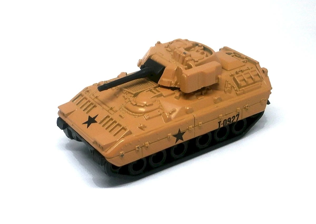 Hot Wheels M2 Bradley Tank