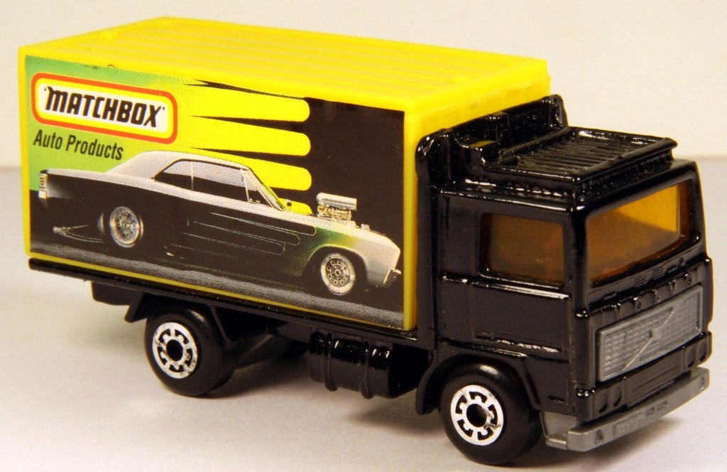 Hot Wheels Volvo Container Truck