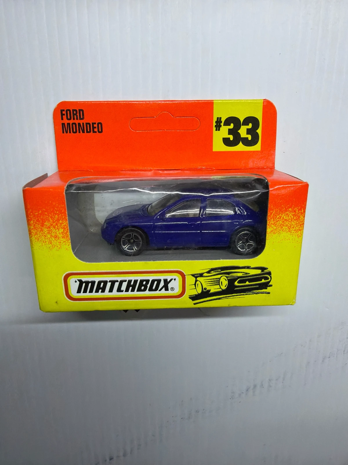 1997 Ford Mondeo Blue: Box: Image 2