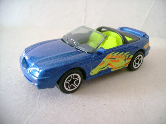 Hot Wheels Ford Mustang Cobra Convertible