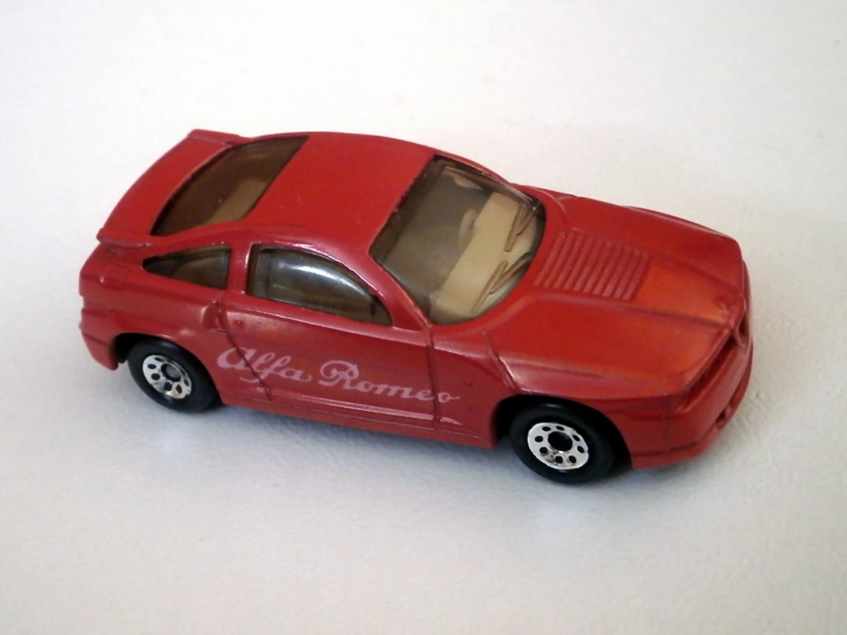 Hot Wheels Alfa Romeo SZ
