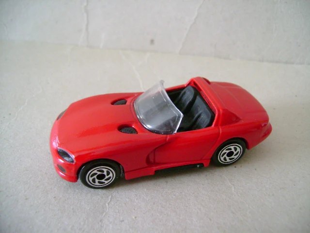 Hot Wheels Dodge Viper RT/10
