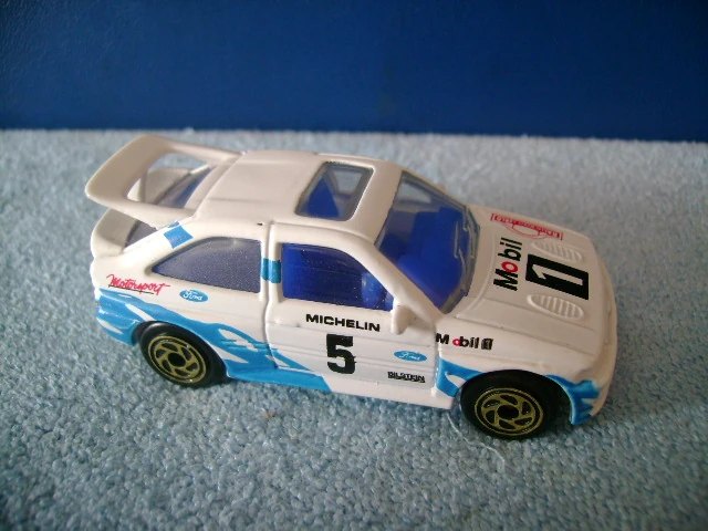Hot Wheels Ford Escort RS Cosworth