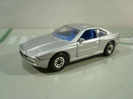 Hot Wheels BMW 850i