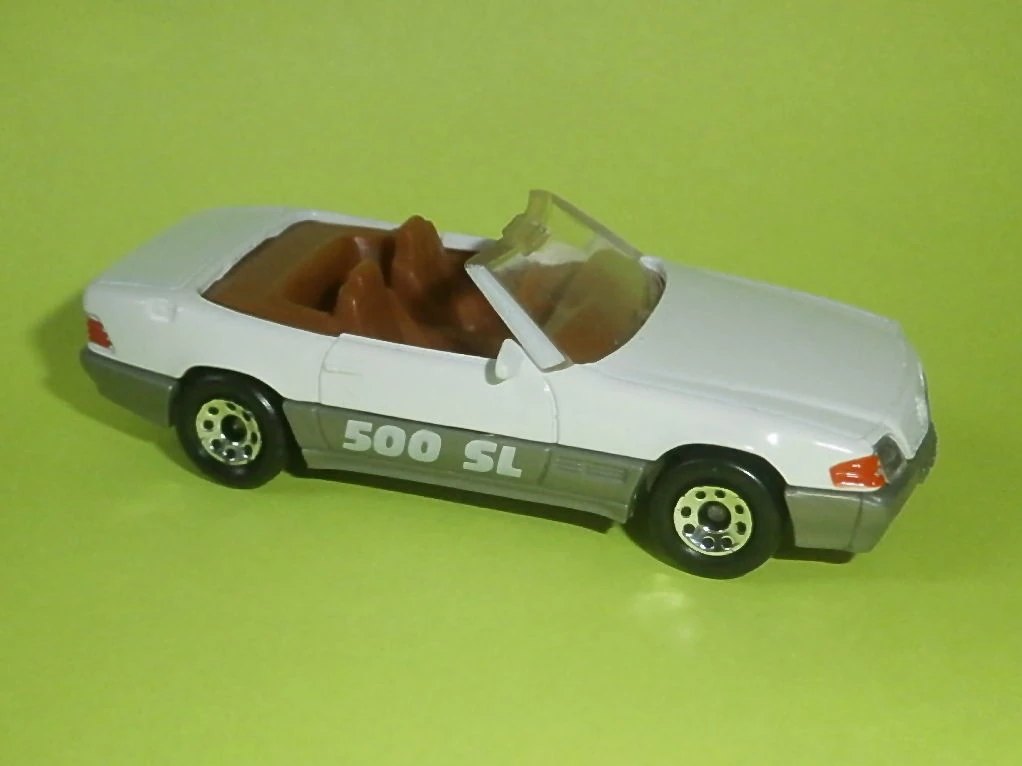 Hot Wheels Mercedes-Benz 500SL