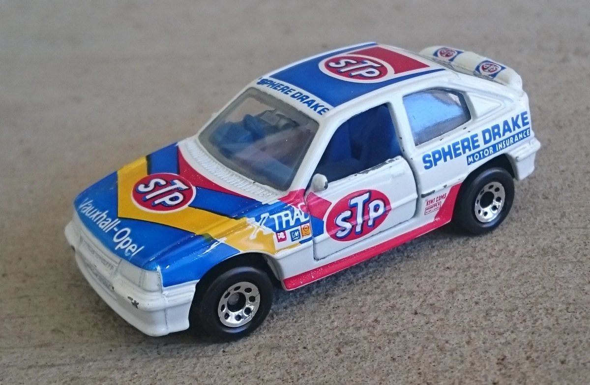 Hot Wheels Vauxhall Astra GTE / Opel Kadett GSi