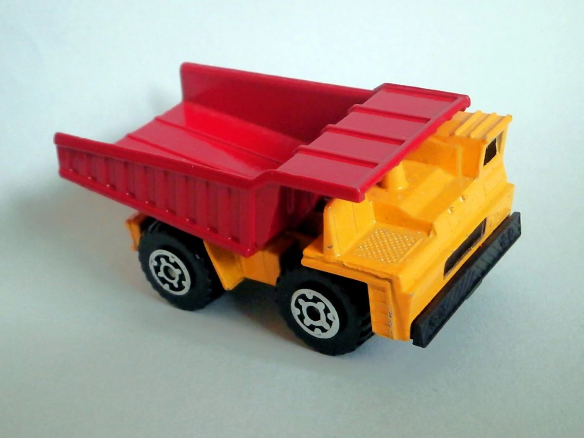 Hot Wheels Dump Truck