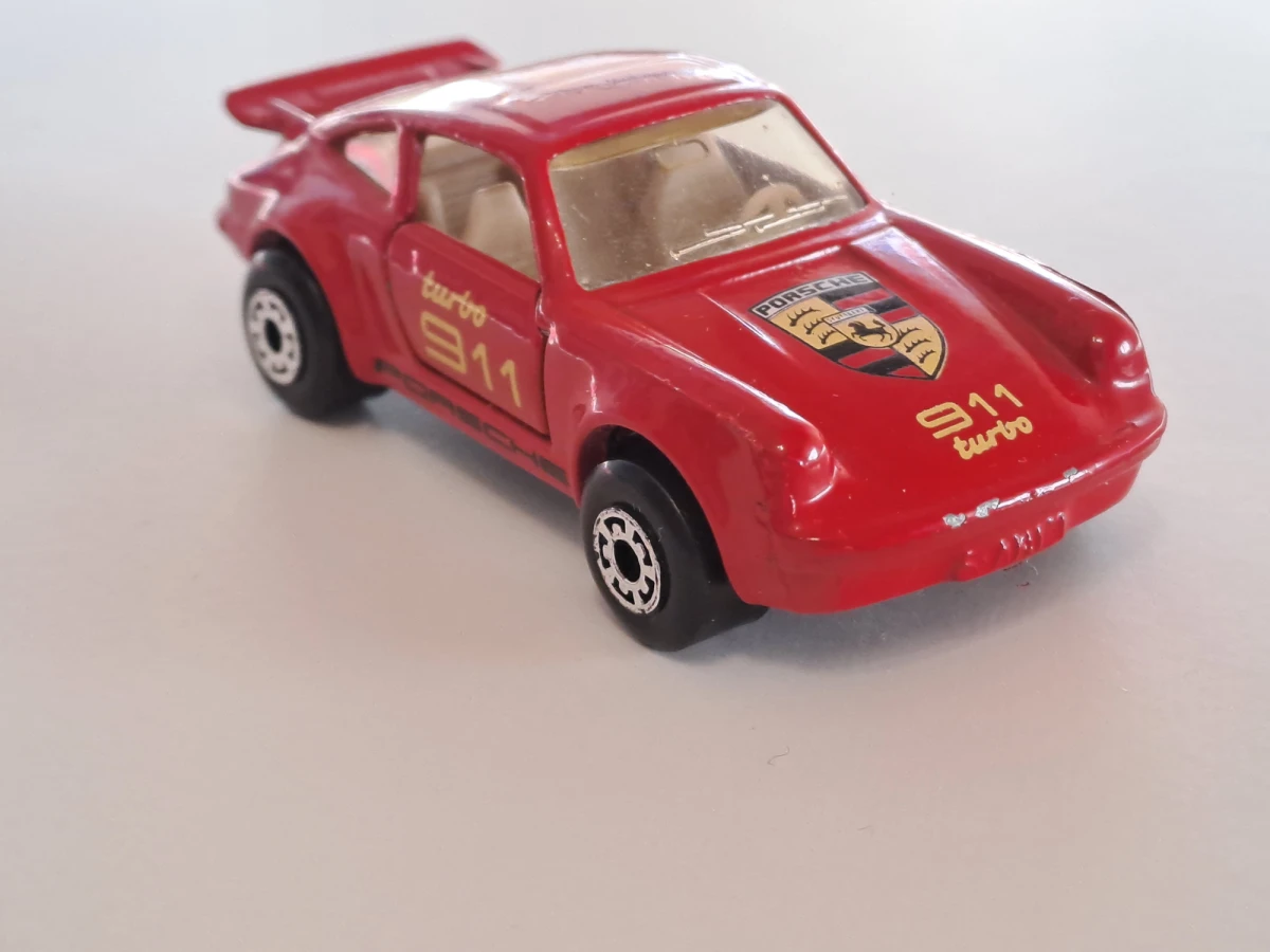 1992 Porsche Turbo Red: No Package: Image 2