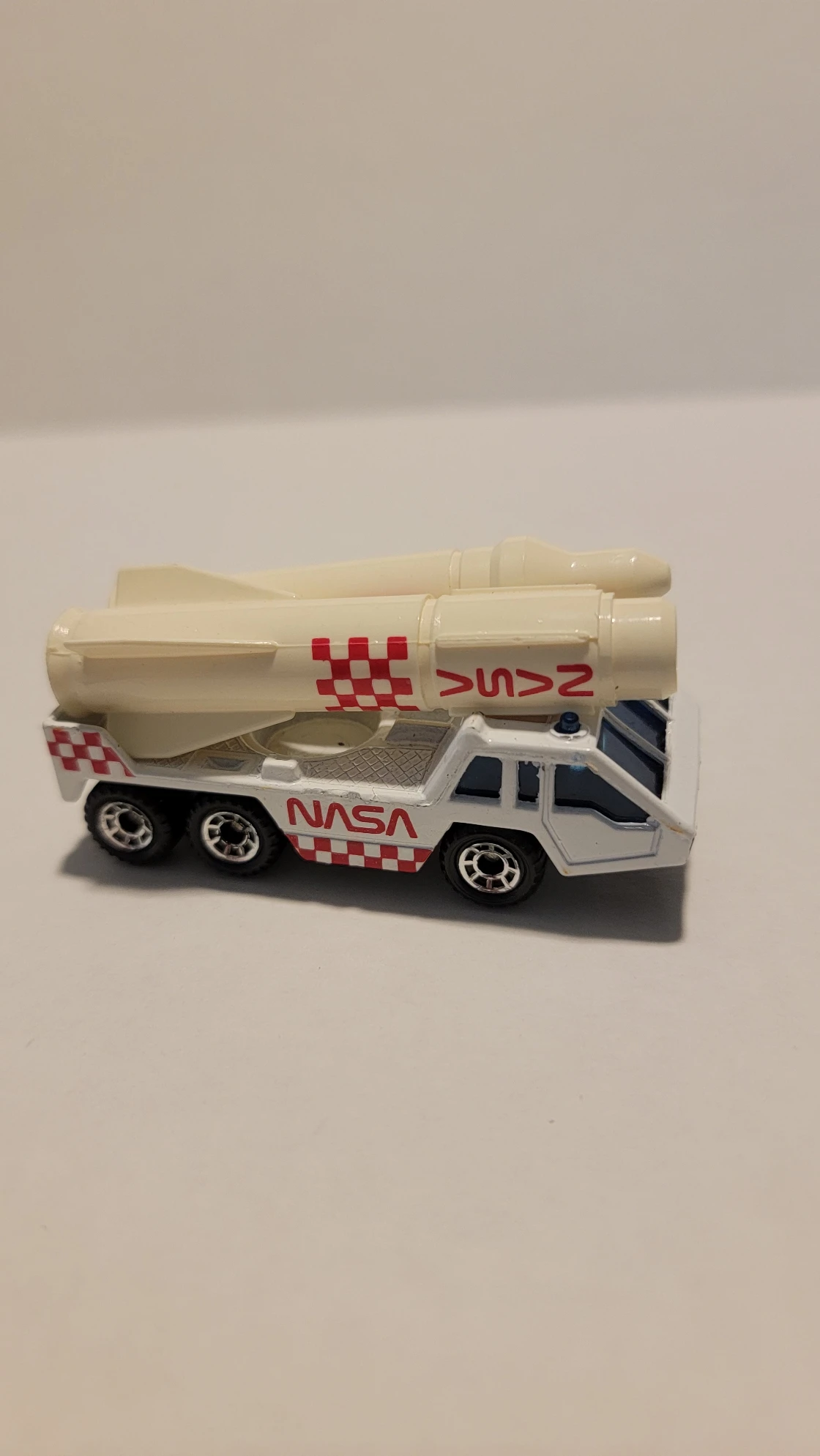 1992 NASA Rocket Transporter White: No Package: Image 2