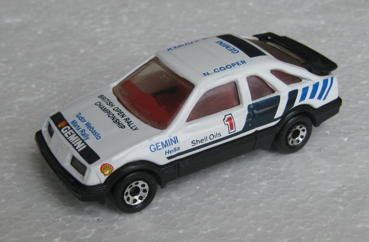 Hot Wheels Ford Sierra XR4i