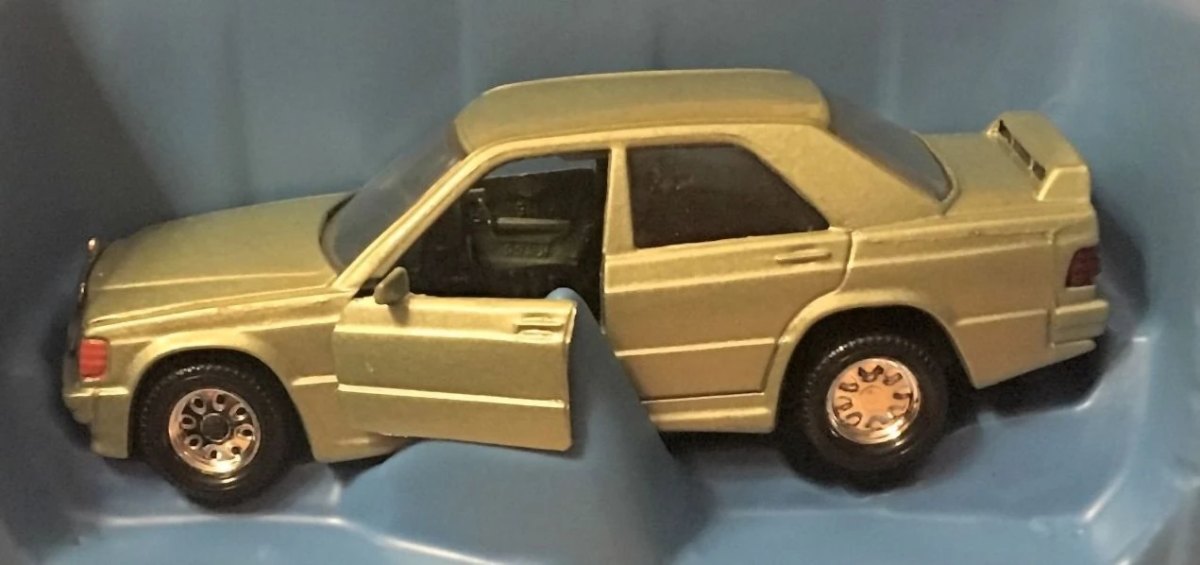 Hot Wheels Mercedes-Benz 190E