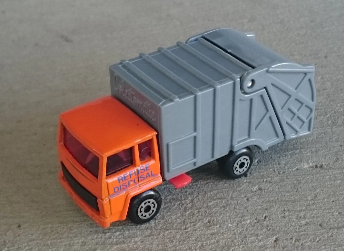 Hot Wheels Refuse Truck