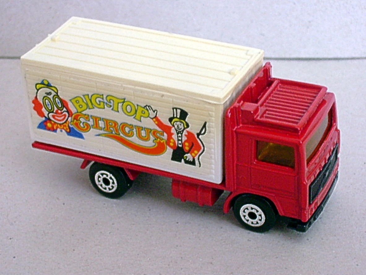 Hot Wheels Volvo Container Truck