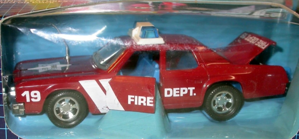 Hot Wheels Plymouth Gran Fury