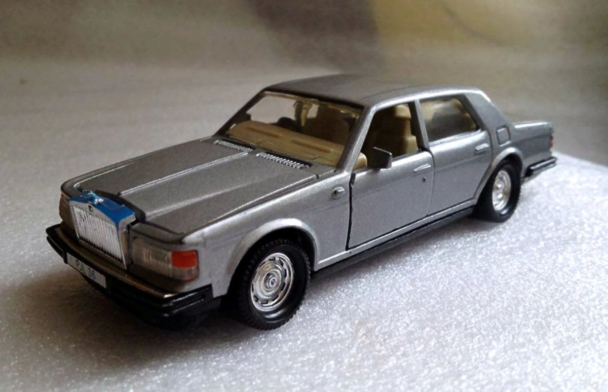 Hot Wheels Rolls-Royce Silver Spirit