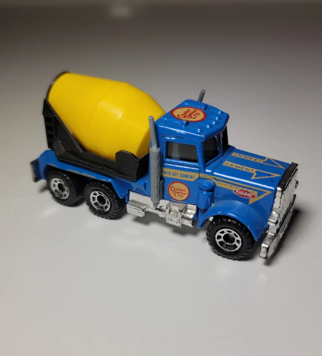 1990 Peterbilt Cement Truck Blue: No Package: Image 2