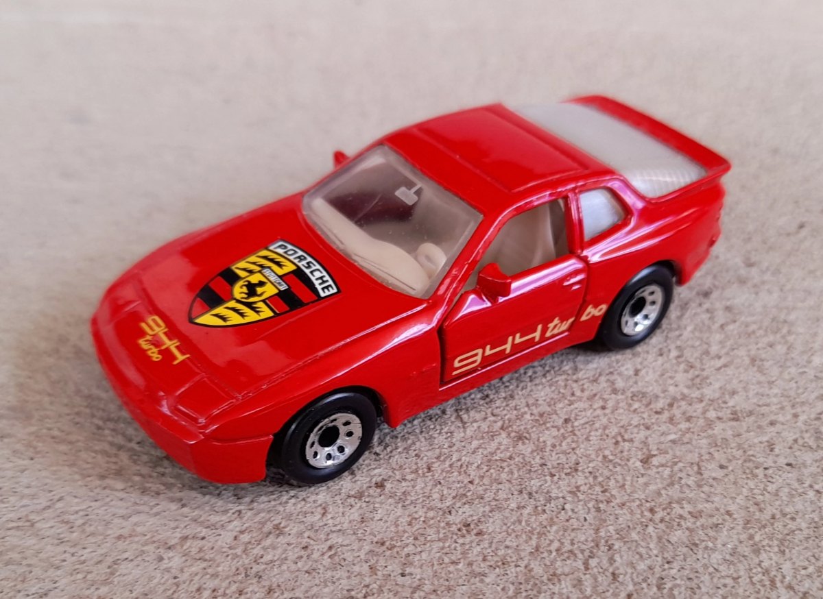 Hot Wheels Porsche 944 Turbo