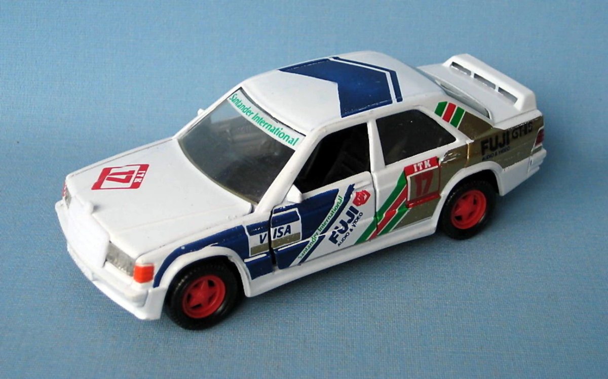 Hot Wheels Mercedes-Benz 190E