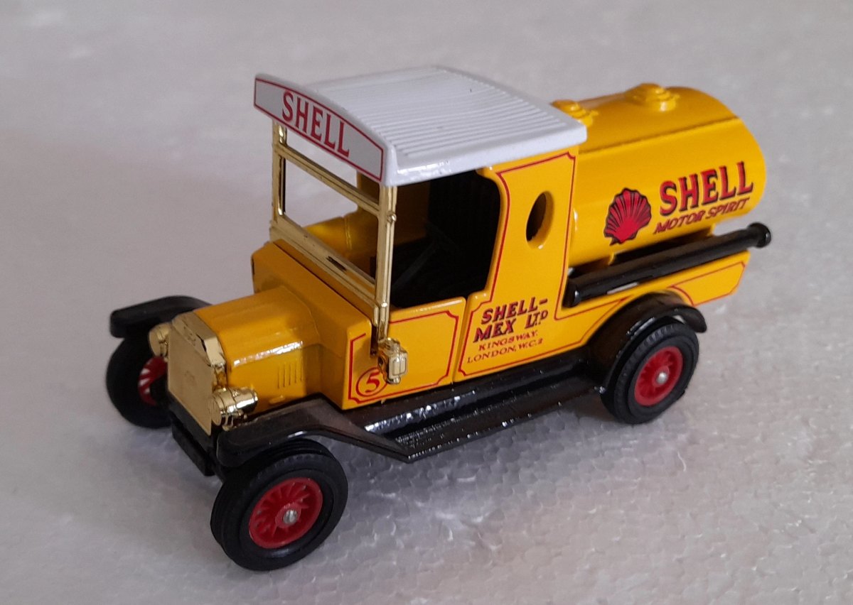 Hot Wheels 1912 Ford Model T Tanker