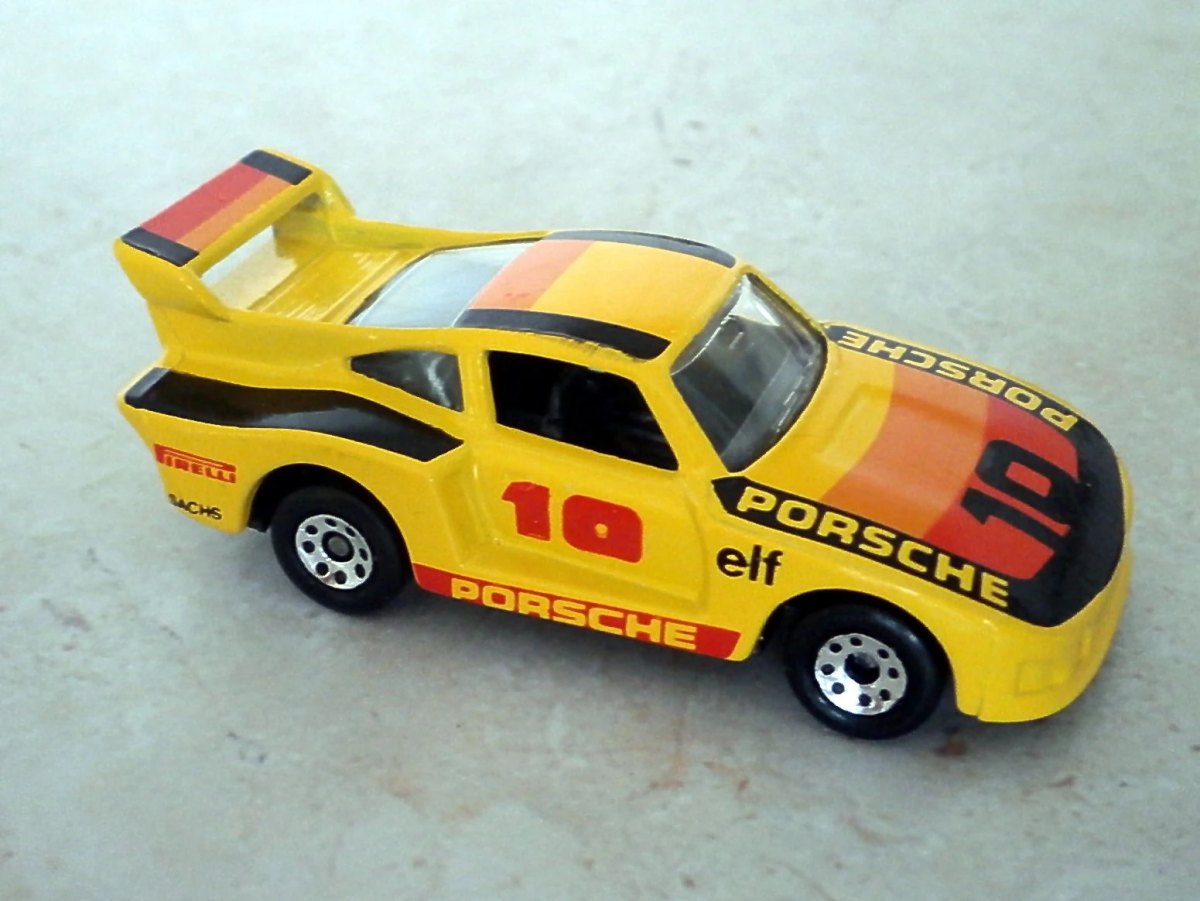 Hot Wheels Racing Porsche 935