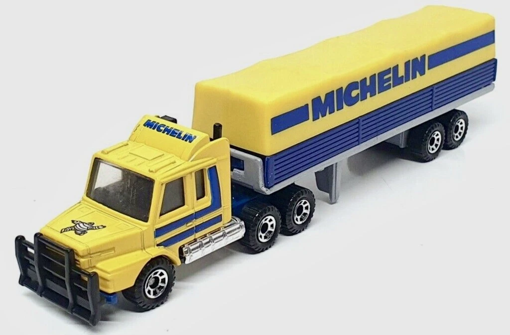 1988 Scania Covered Truck Yellow: No Package: Image 2