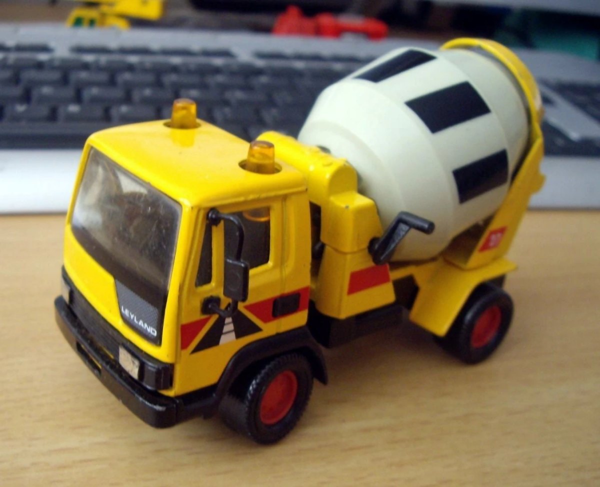 Hot Wheels Leyland Cement Truck