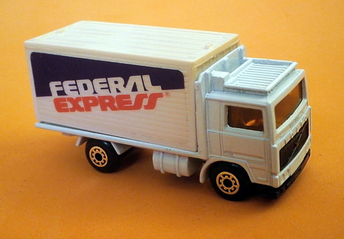 Hot Wheels Volvo Container Truck