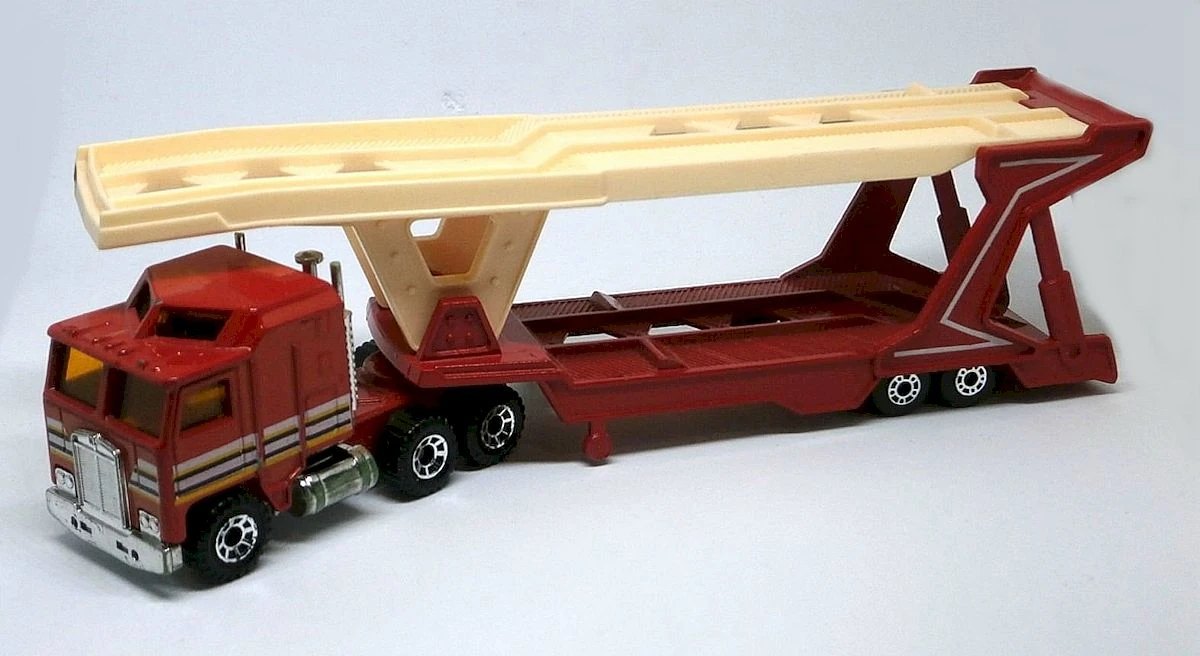 Hot Wheels Kenworth Car Transporter