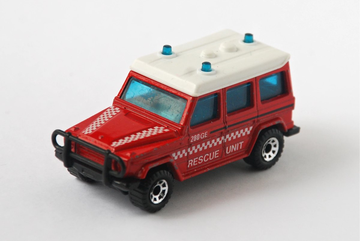 Hot Wheels Mercedes-Benz 280 GE