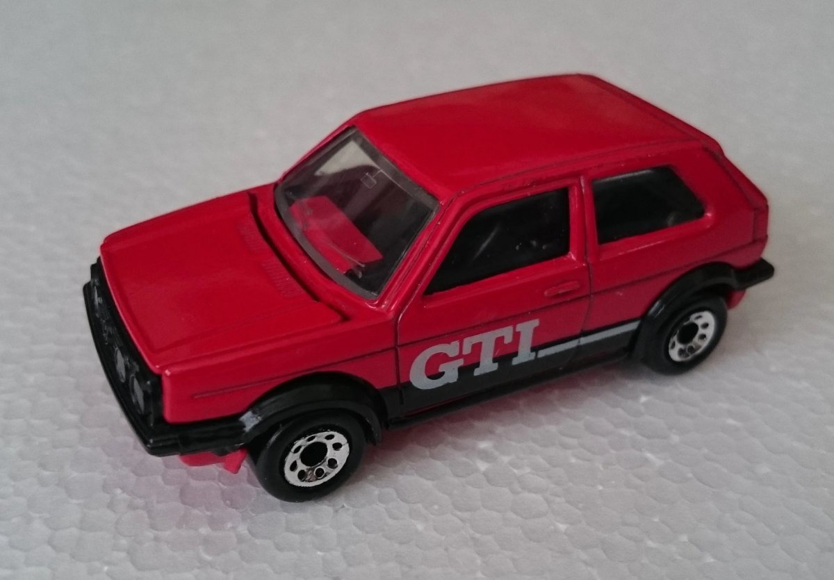 Hot Wheels Volkswagen Golf GTI