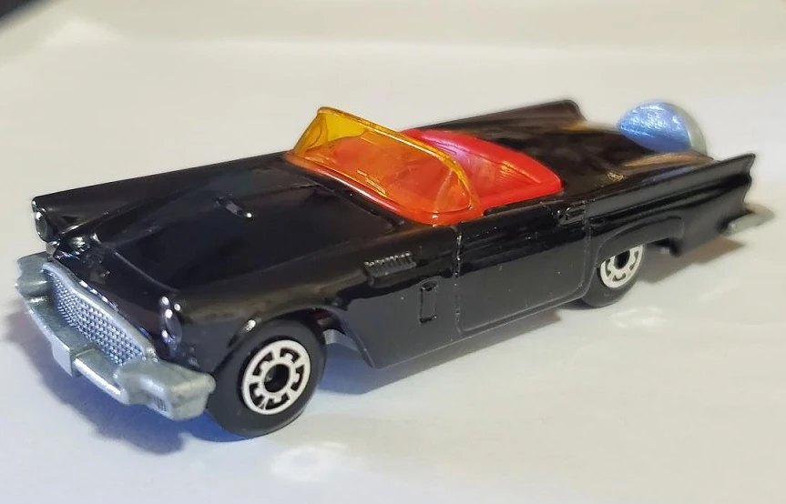 Hot Wheels 1957 Ford Thunderbird