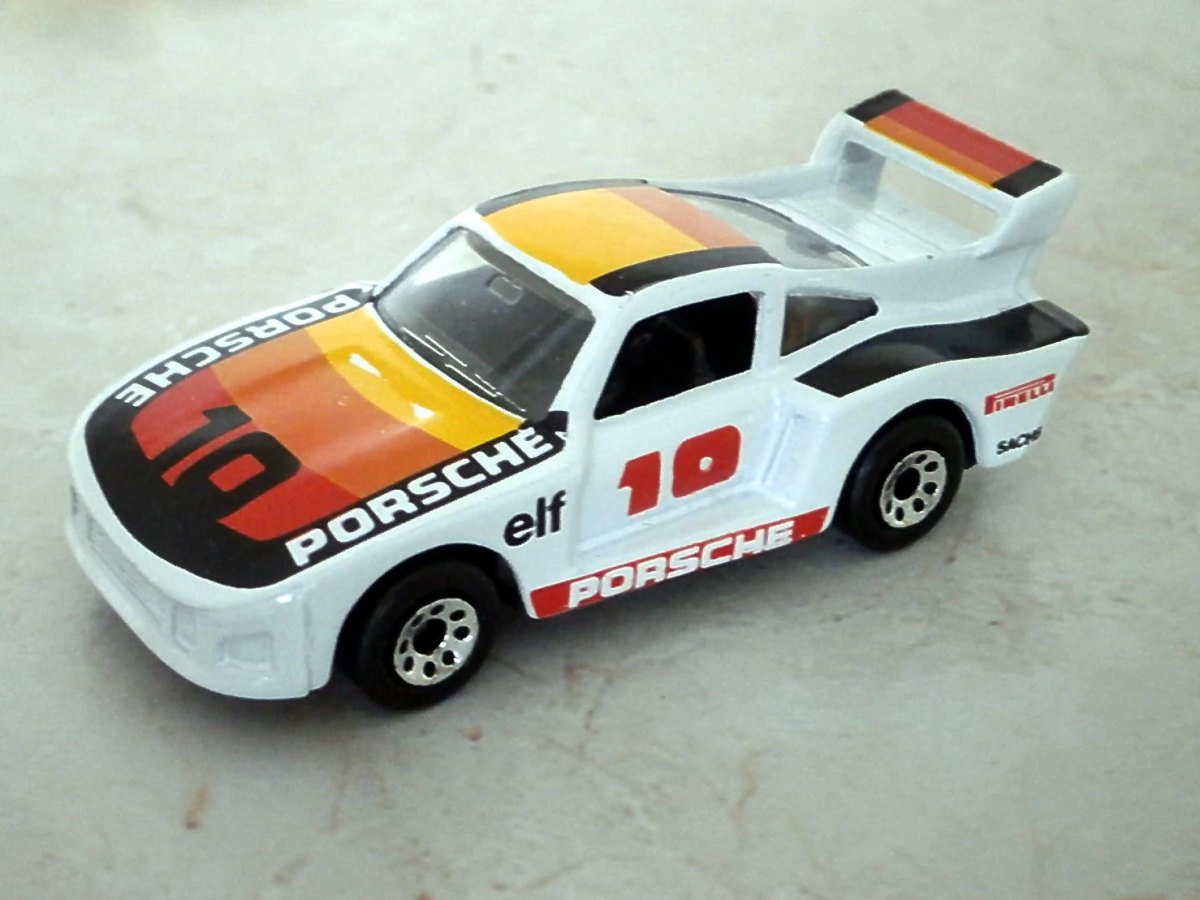 Hot Wheels Racing Porsche 935