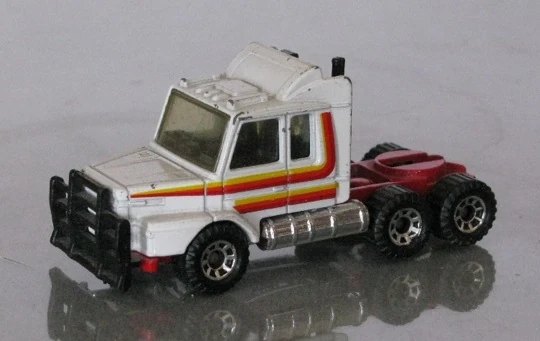 Hot Wheels Scania T142