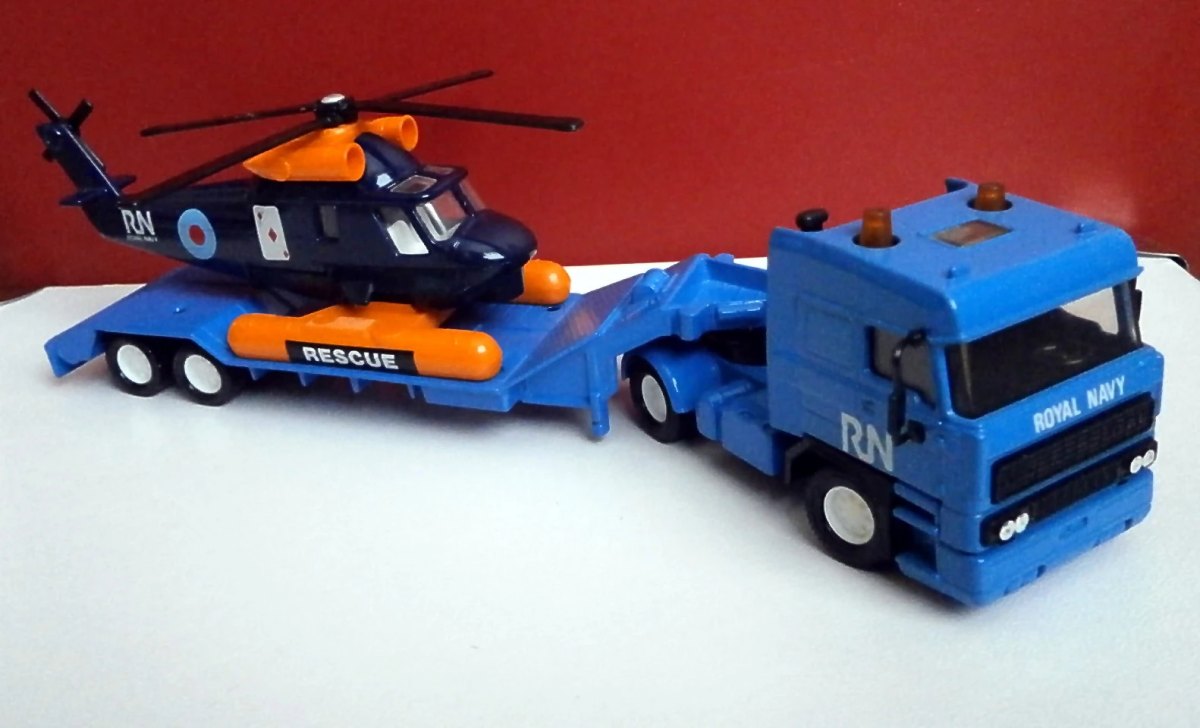 Hot Wheels Helicopter Transporter