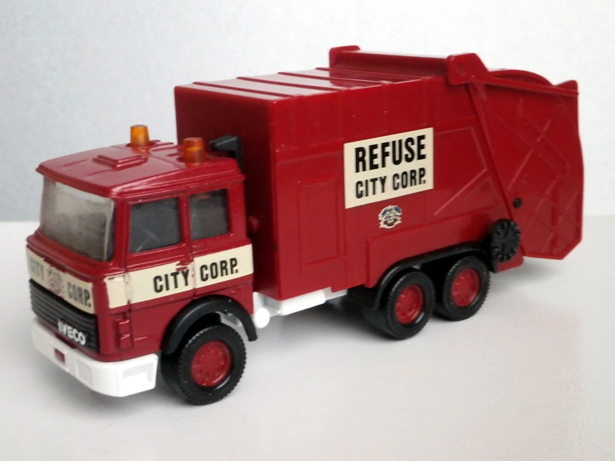 Hot Wheels Refuse Truck