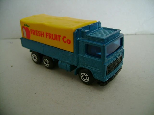 Hot Wheels Volvo Tilt Truck