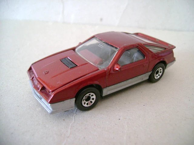 Hot Wheels 1984 Dodge Daytona Turbo Z