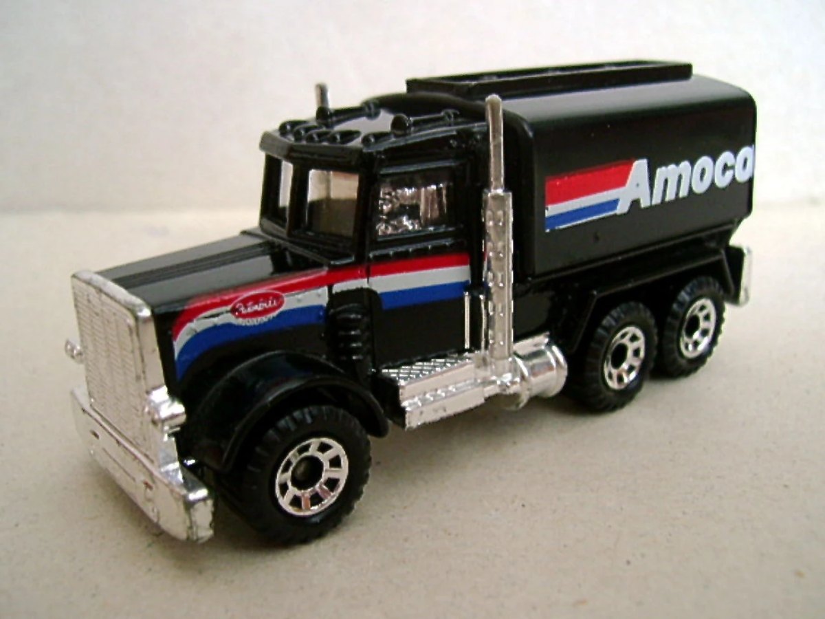 Hot Wheels Peterbilt Tanker Truck