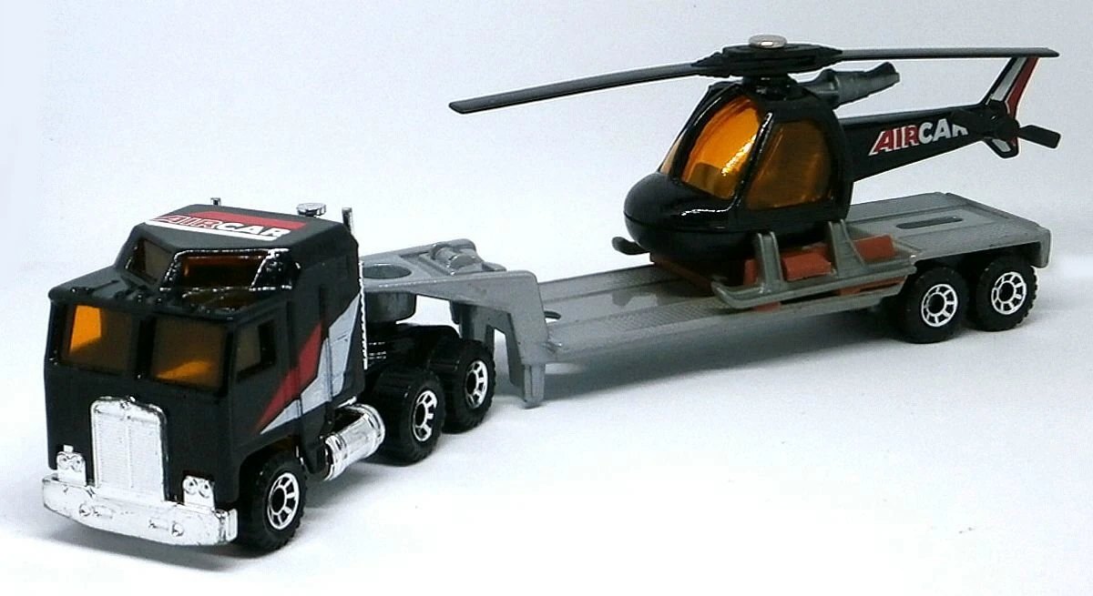 Hot Wheels Kenworth Helicopter Transporter