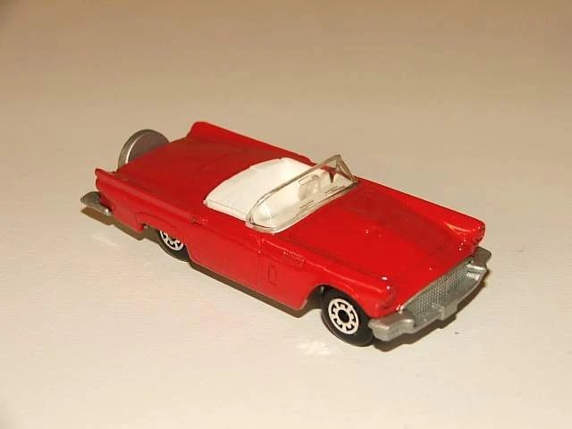 Hot Wheels 1957 Ford Thunderbird