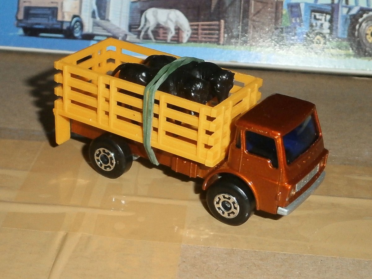 Hot Wheels Cattle Truck