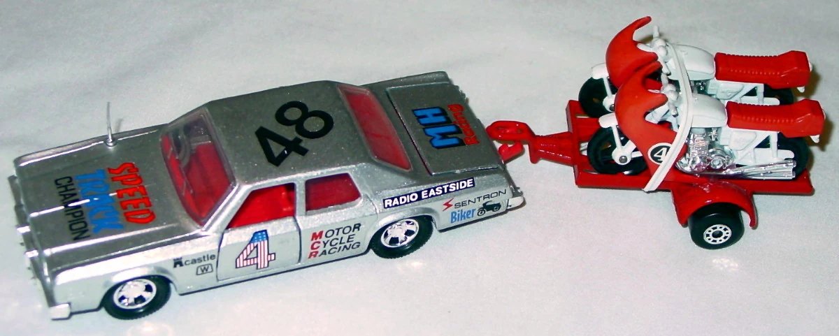 Hot Wheels Motorcycle Racing Set