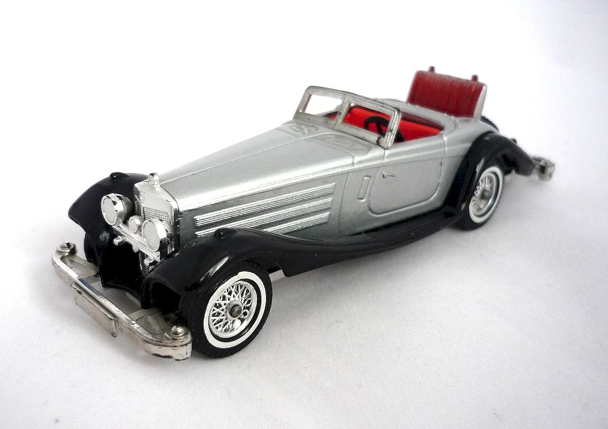 Hot Wheels Mercedes-Benz 540 K