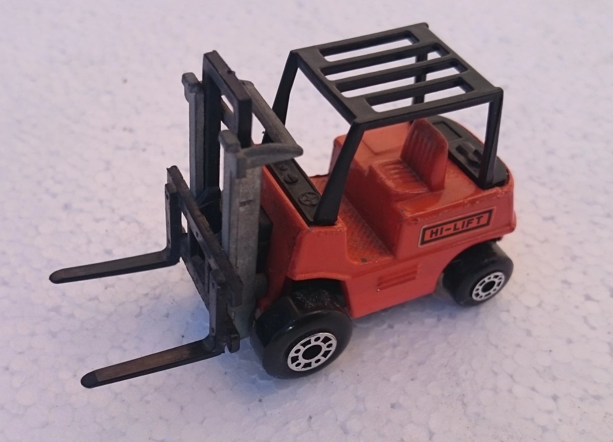 Hot Wheels Fork Lift Truck