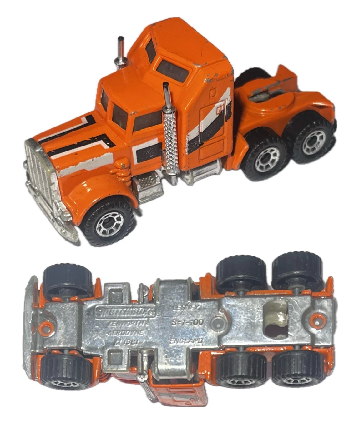 1983 Kenworth Boat Transporter Red: No Package: Image 2