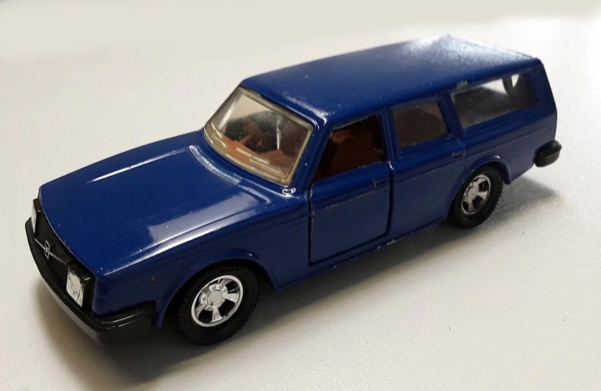 Hot Wheels Volvo Estate
