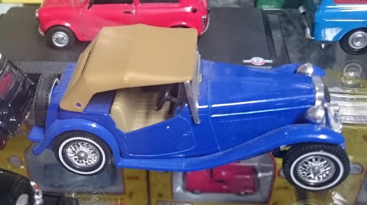 Hot Wheels 1945 MG T.C.