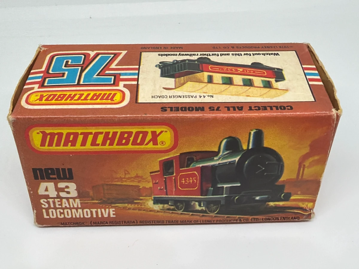 1982 0-4-0 Steam Loco Red: Box: Image 2