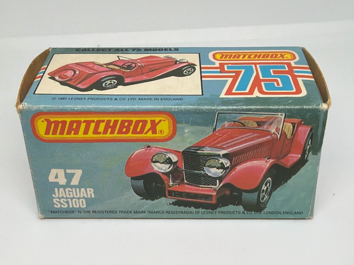 1982 Jaguar SS100 Red: Box: Image 2